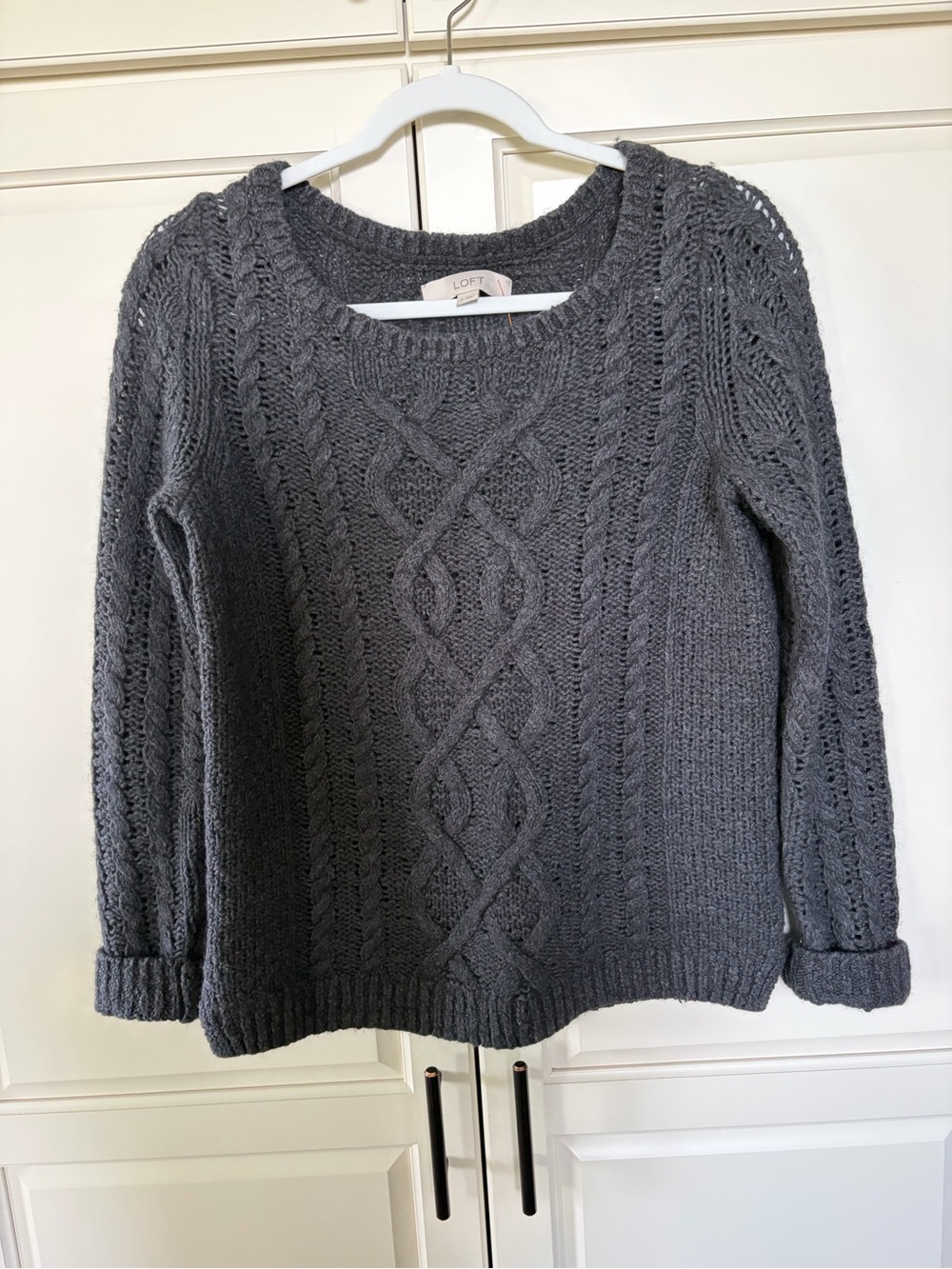 Women’s LOFT Charcoal Gray Cable Knit Crew-Neck Sweater